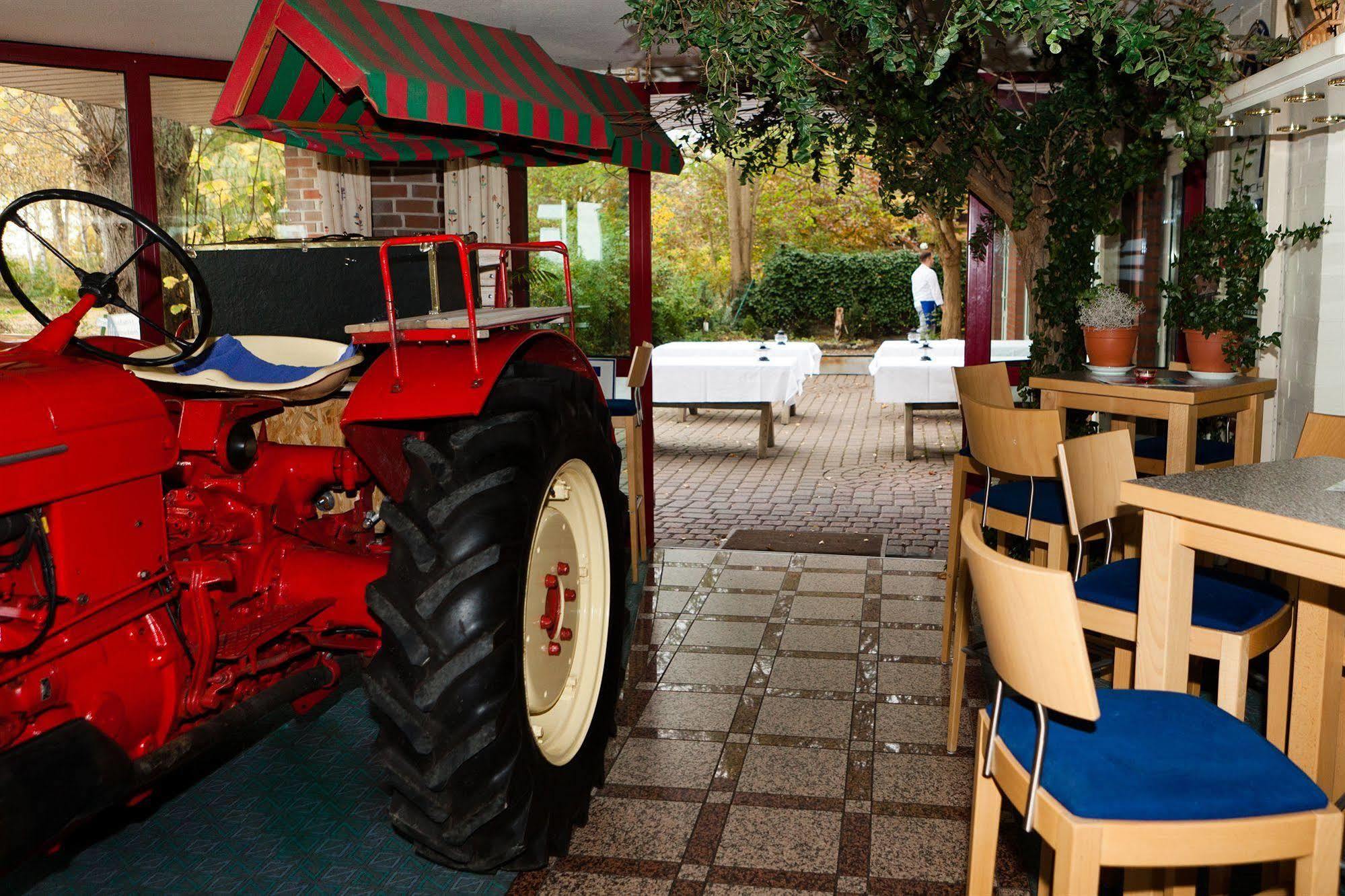 Hotel Gremersdorf - Zum Grunen Jager Esterno foto