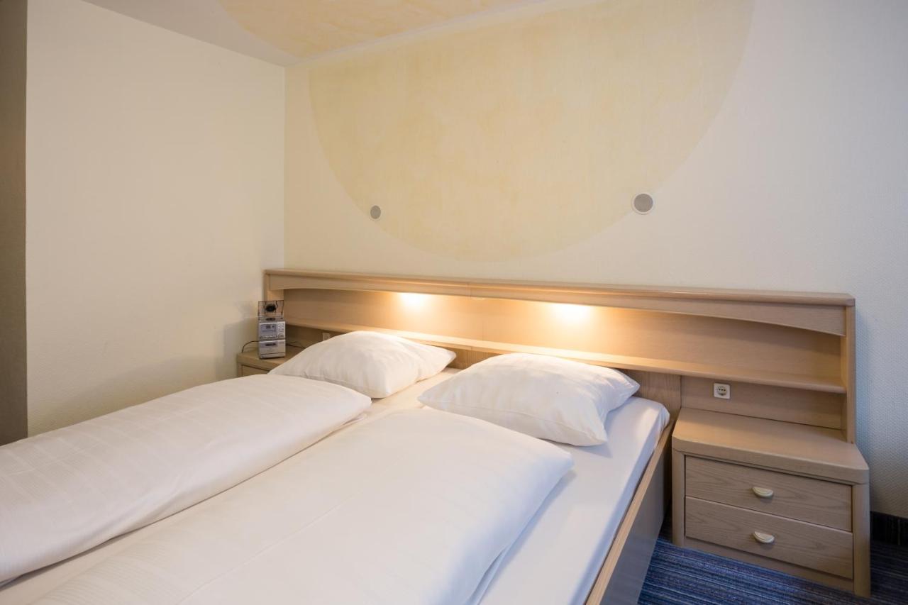Hotel Gremersdorf - Zum Gruenen Jaeger Esterno foto