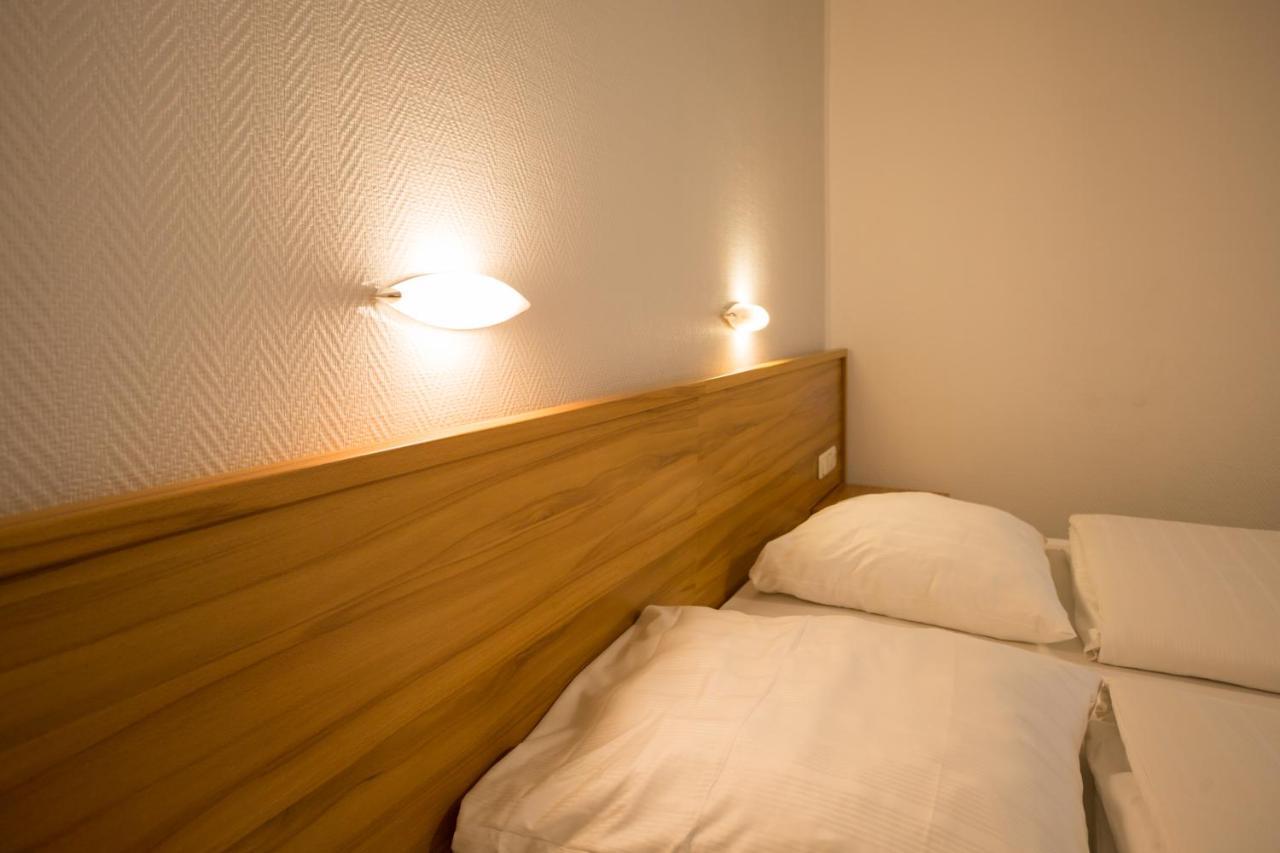 Hotel Gremersdorf - Zum Gruenen Jaeger Esterno foto