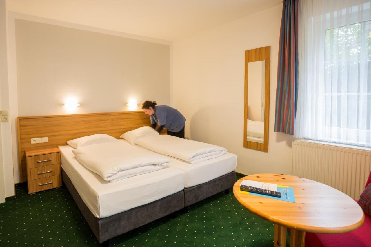 Hotel Gremersdorf - Zum Grunen Jager Esterno foto